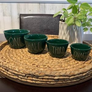 Rae Dunn Measuring Cup Set